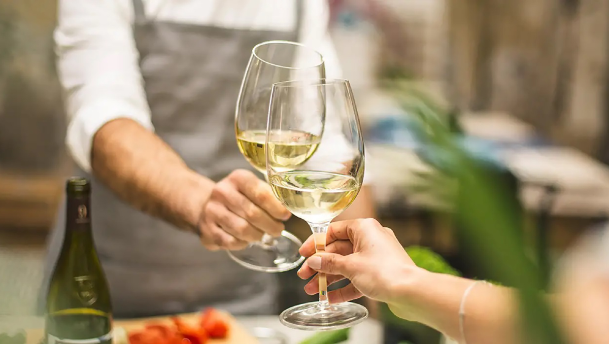 Tres técnicas en el paladar de los vinos blancos