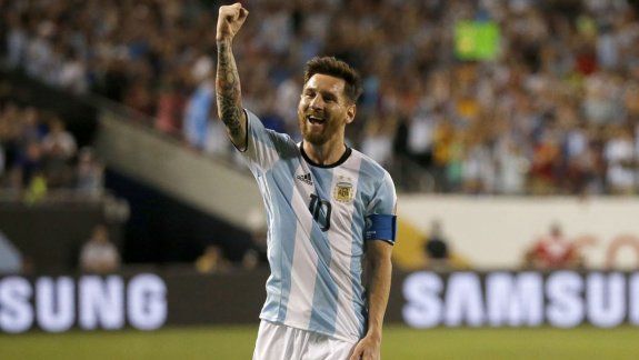 Lionel Messi y Alexis Sánchez (parece que llega), las dos figuras.