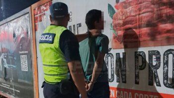 una mujer activo una alerta sos y su agresor termino demorado: tenia un pedido de captura vigente una mujer activo una alerta sos y su agresor termino demorado: tenia un pedido de captura vigente