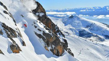 Esquiador fuera de pista provocó una avalancha en el cerro Catedral
