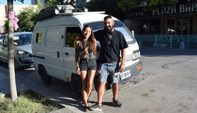 Dejaron todo para viajar: Vamos adonde nos lleve el viento