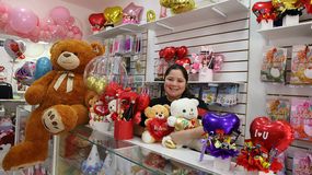 Ya en la cuenta regresiva del Día de los Enamorados. | LM Neuquen Ya en la cuenta regresiva del Día de los Enamorados.