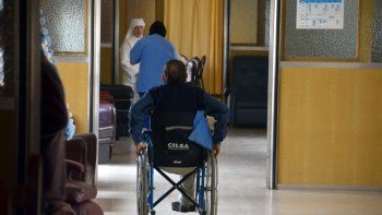 Actualmente, nueve personas se vieron afectadas por el cuadro de intoxicación. Actualmente, nueve personas se vieron afectadas por el cuadro de intoxicación.