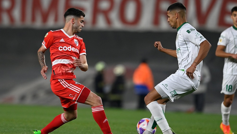 El Trofeo de Campeones espera por su segundo finalista