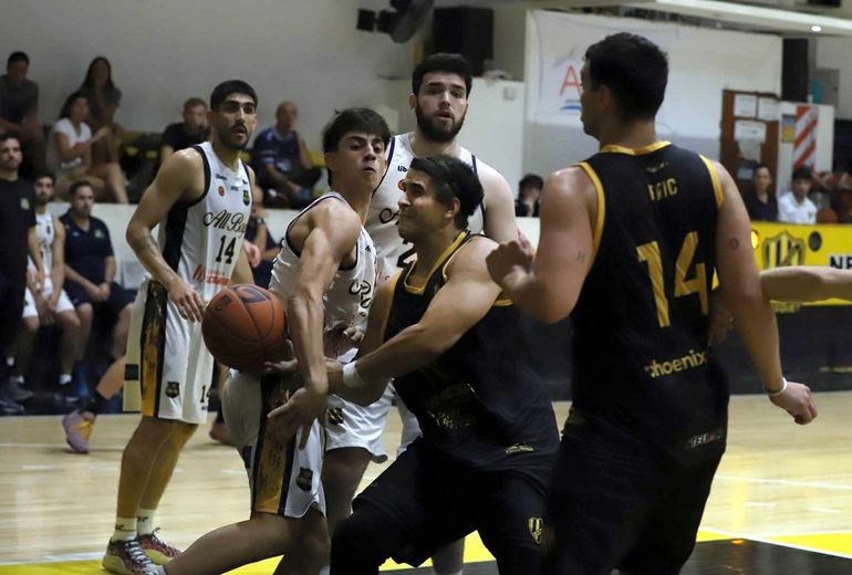 El Decano le ganó a All Boys de La Pampa en su último amistoso. Fotos: Claudio Espinoza