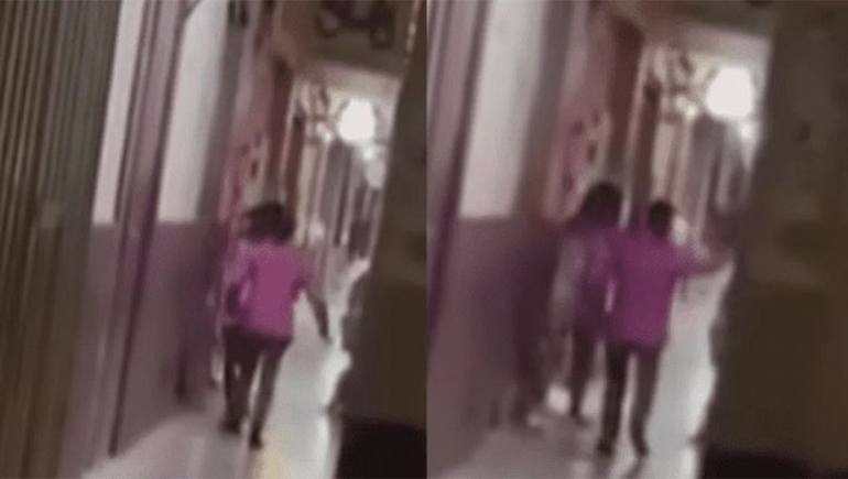 Video: su hija se escapó para ir al boliche, la encontró y la sacó a cintazos