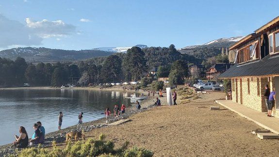 Dos detenidos por abusar de una mujer en un mirador de Pehuenia
