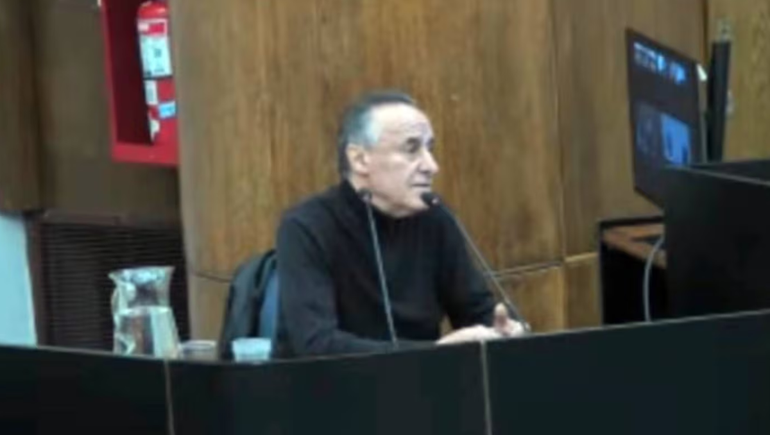 Julio Silva es encargado del edificio de Cristina Kirchner desde 1989.