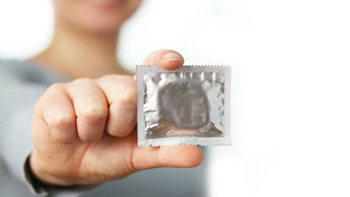 La ANMAT prohibió un lote preservativos de una reconocida marca