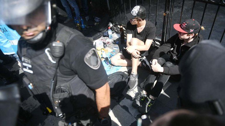 Detenidos, bombas molotov y handys en la marcha contra el G20