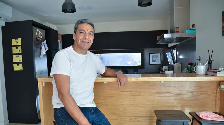 PASO 2023: una tarde con Jesús Escobar, el pre candidato neuquino a la presidencia