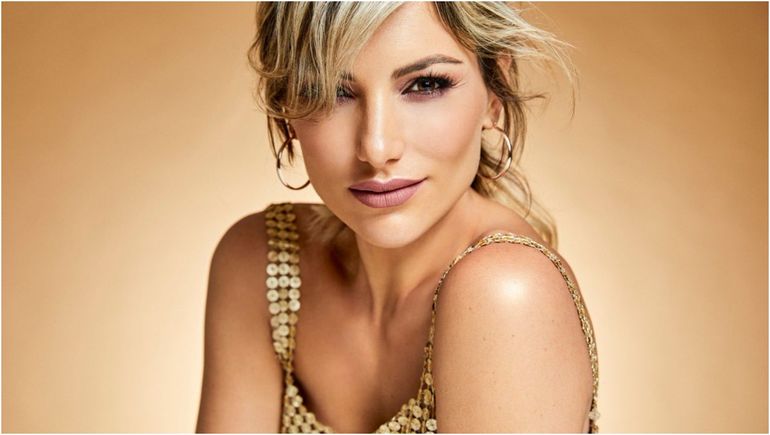 Sofía Macaggi confirmó su romance con un famoso con un tremendo beso