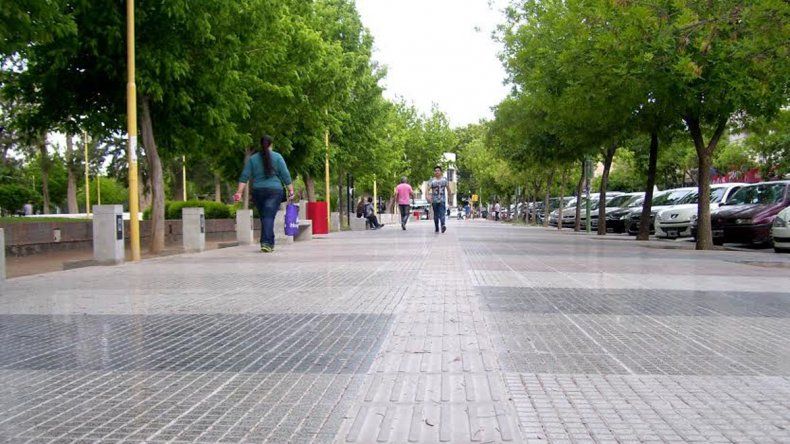 La Plaza San Martín fue escenario de la barbarie. | LM Neuquen La Plaza San Martín fue escenario de la barbarie.