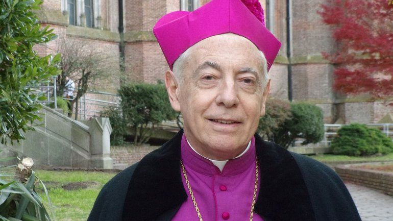 Aguer cuestionó a los fieles por sus míseras limosnas