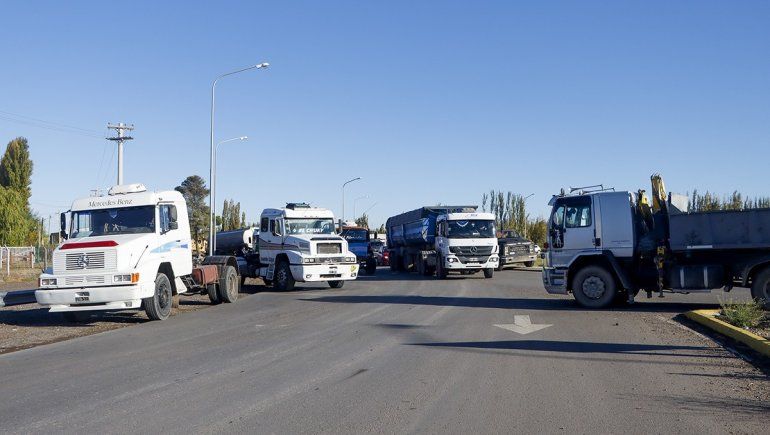 Fleteros levantaron el corte y se normaliza el tránsito en el Tercer Puente