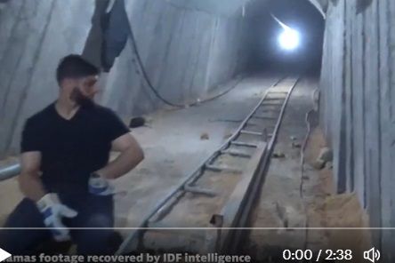 El túnel descubierto en la zona norte de Gaza, construido por Hamás.