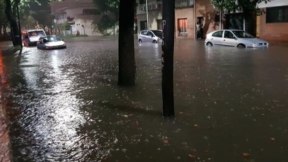 El objetivo de este sistema es mejorar la prevención y la respuesta ante emergencias mediante avisos automáticos.