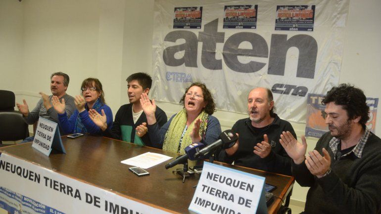 La dirigencia de ATEN repudió la resolución que hizo caer la causa. Neuquén