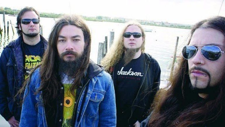 Agendar. Las entradas anticipadas se pueden comprar en Suburbios Tattoo (Belgrano 2725) y Amethist Tienda (Buenos Aires 297).