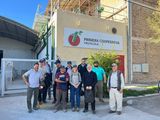 Representantes de los productores de la Cooperativa, del INTA, de la Fundación Crediccop y del BID, tras un noble propósito.&nbsp;