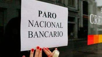 La medida de fuerza implica la reducción del horario de atención. La medida de fuerza implica la reducción del horario de atención.