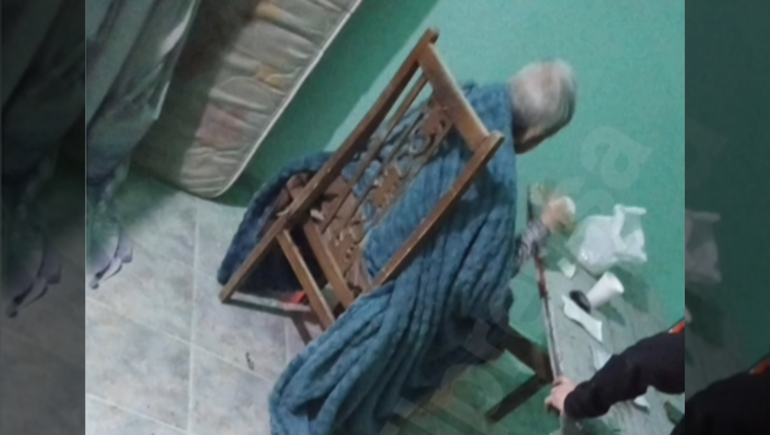 Continúa el drama el barrio Cumelén por la casa que se convirtió en un foco infeccioso.
