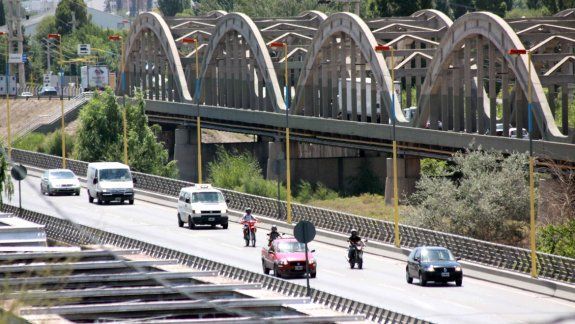 Otro viernes complicado para el tránsito en los puentes