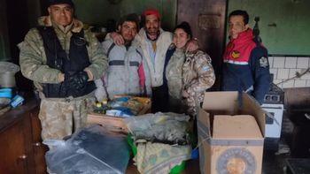 Rescataron a un peón que estuvo aislado 40 días en una estancia de Lago Argentino, Santa Cruz. Rescataron a un peón que estuvo aislado 40 días en una estancia de Lago Argentino, Santa Cruz.