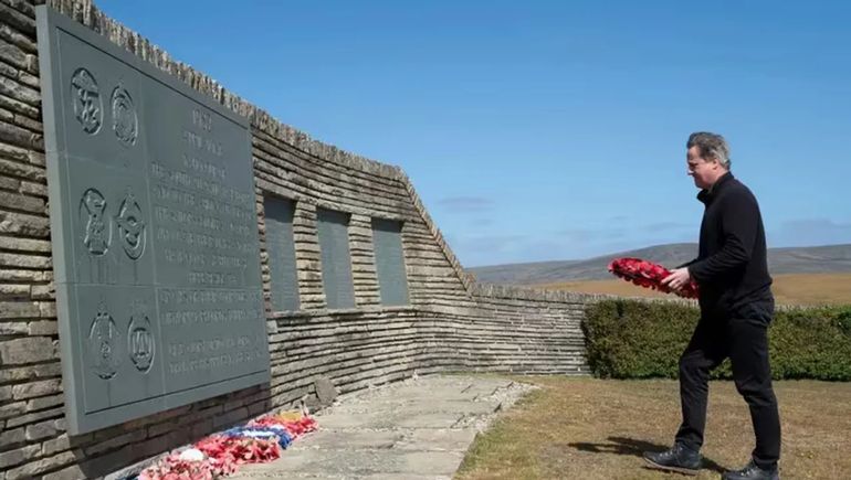 La visita de David Cameron a las Islas Malvinas generó un fuerte repudio en Diputados... Salvo para La Libertad Avanza.