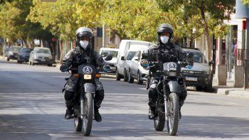 desactivan fiesta de mas de 20 personas en un departamento desactivan fiesta de mas de 20 personas en un departamento