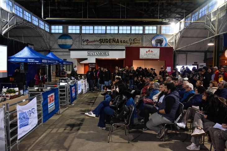 Educación al público: Charlas sobre nutrición y ciencia buscan derribar prejuicios sobre el consumo de guanaco. Educación al público: Charlas sobre nutrición y ciencia buscan derribar prejuicios sobre el consumo de guanaco.