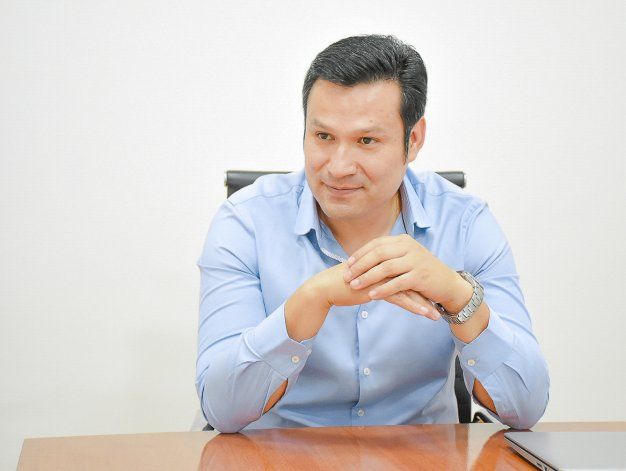 El ministro Osvaldo Llancafilo dijo que los altos índices de vacunación en Neuquén no se comparan con el de otras provincias.