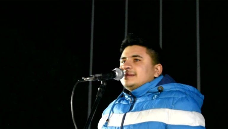 El emotivo regreso del ganador de La Voz a su ciudad natal