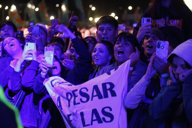 Fiesta de la Confluencia: así es la grilla en cada escenario para este viernes