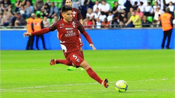 La explicación del crack que arregló de palabra con tres equipos y traicionó a dos