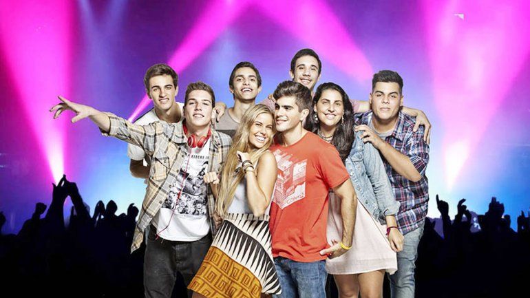 Rombai surgió en 2014 de un grupo de estudiantes de medicina de Uruguay. El tema Locuras contigo los lanzó a la fama.
