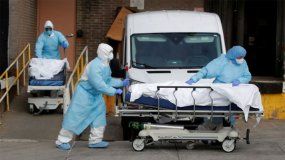 EE.UU. supera a Italia en número de muertos: 19.882