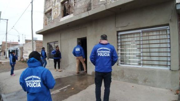 Una madre gitana busca a su hija adolescente para evitar que se case