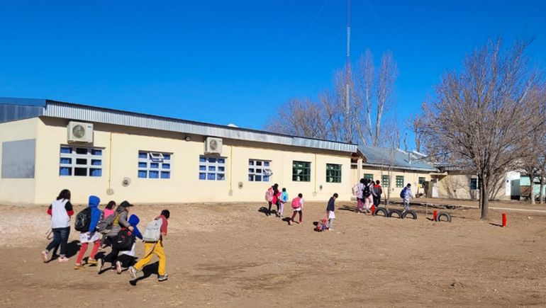 Una docente denunciada por maltrato da clases con una supervisora: Esto cruzó un límite
