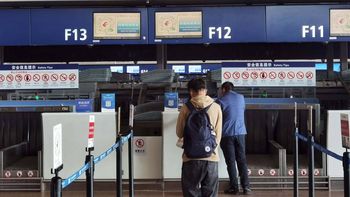 cayo un avion en china con 132 pasajeros a bordo cayo un avion en china con 132 pasajeros a bordo