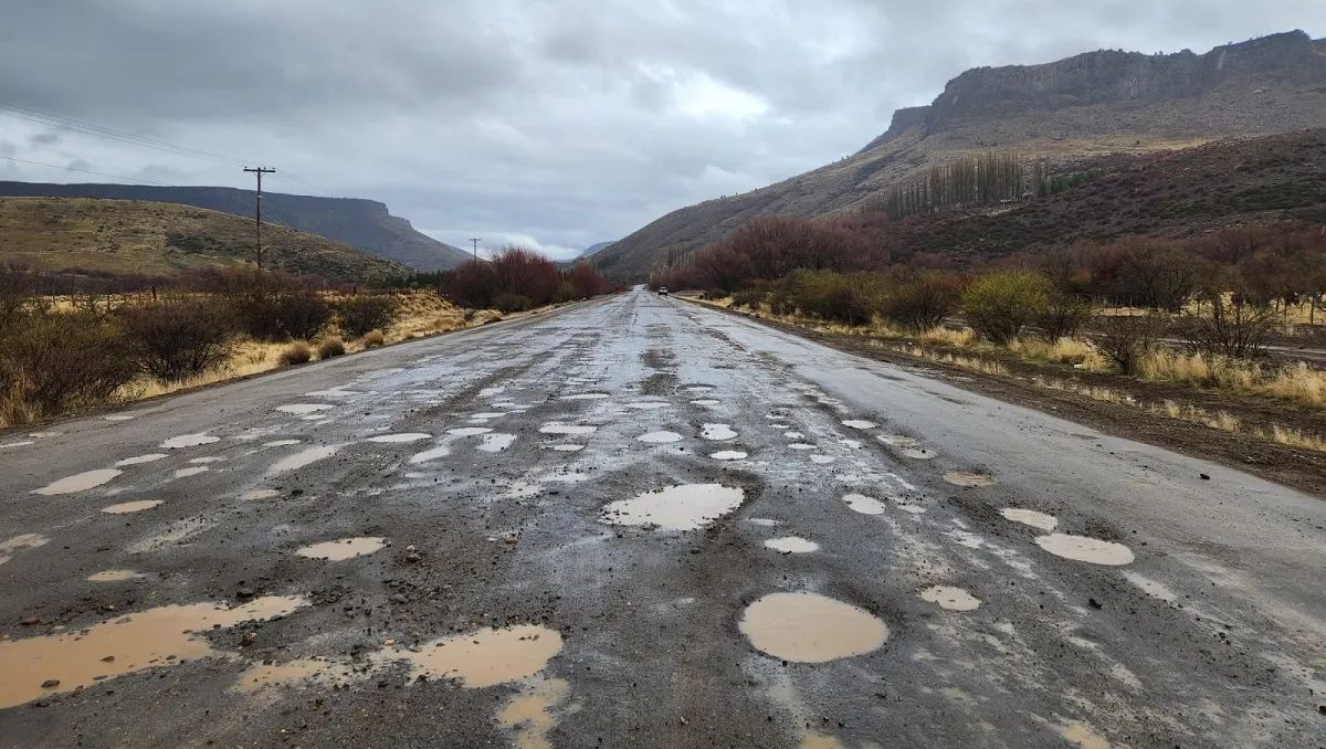 Vialidad Provincial se la agarra conmigo en vez de arreglar las rutas