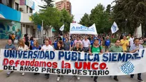 Marcha a favor de la universidad pública.