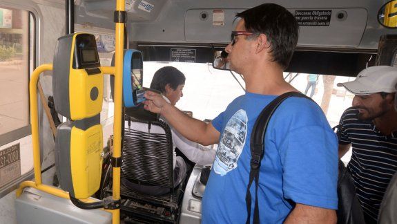 El boleto de colectivo subió en 2 años más del doble que el IPC