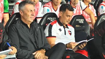 los prendio fuego: kudelka no tolero la goleada recibida y defenestro a sus jugadores con durisimas palabras los prendio fuego: kudelka no tolero la goleada recibida y defenestro a sus jugadores con durisimas palabras