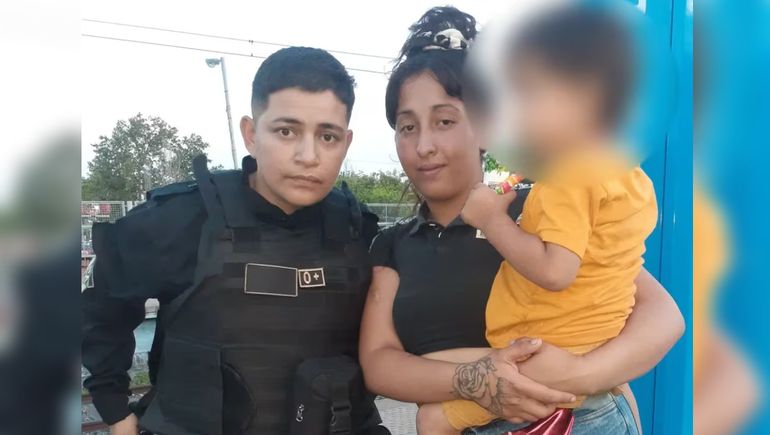 La oficial de la Policía Bonaerense que rescató al niño que cayó a las vías del tren.