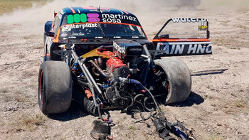 ¡destruido! asi quedo el chivo de canapino tras el pinazo ¡destruido! asi quedo el chivo de canapino tras el pinazo