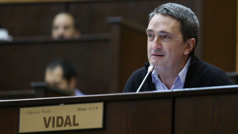 Vidal quiere hacerle la interna al sector de Pechi el 28 de mayo.