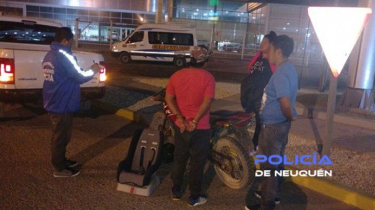 Reconoció en Facebook la silla de bebé que le habían robado y la recuperó