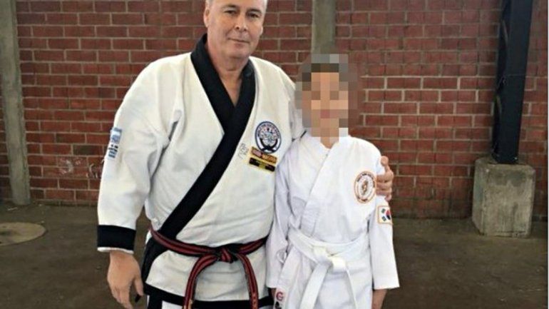 Ronaldo Luis Angrehs tenía 59 años y había salido a recibir a un amigo que venía a saludarlo por su cumpleaños.