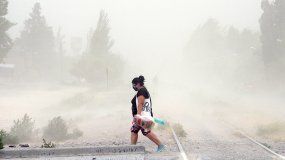 Las ráfagas superaron los 80 kilómetros por hora en la región. | LM Neuquen Las ráfagas superaron los 80 kilómetros por hora en la región.